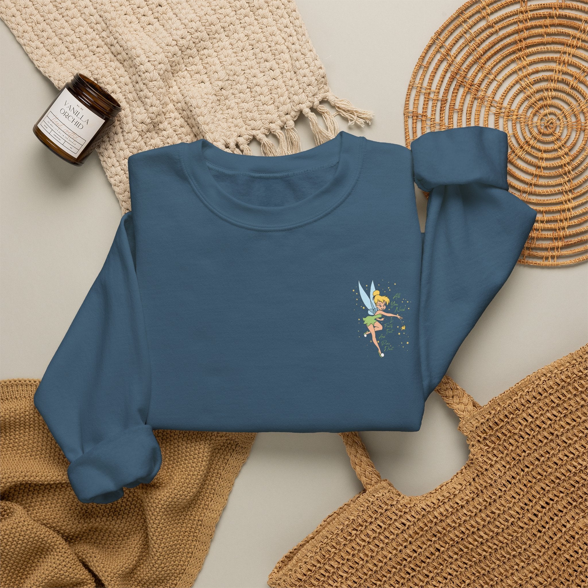 Embroidered Hummingbird Crewneck Sweatshirt — Minimal Floral Chest Design
